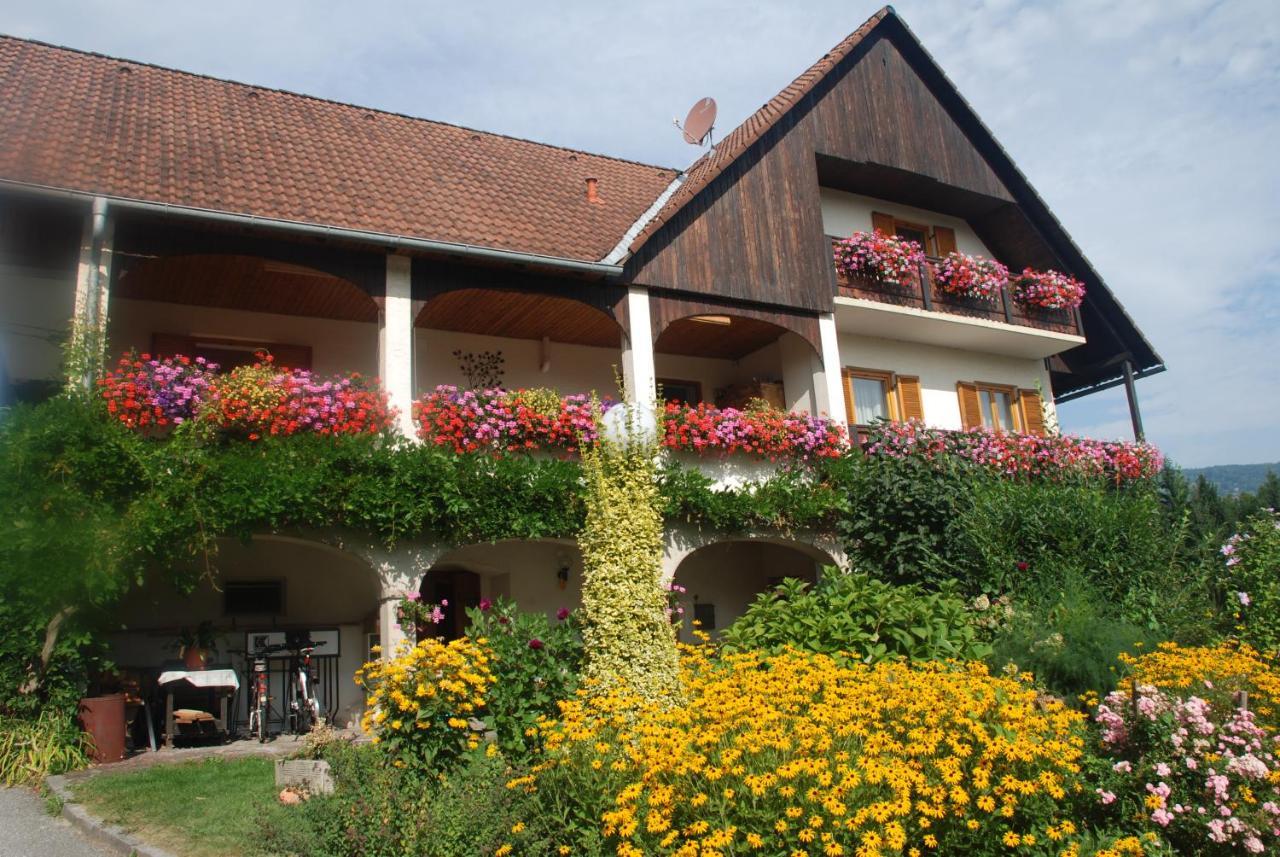 Gaestehaus Der Gamser Winzerstube Bad Gams Екстер'єр фото